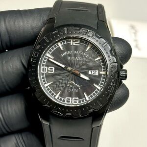 Tommy Bahama Relax Beach Cruiser RLX1145 Black SS Date 43mm Mens Watch